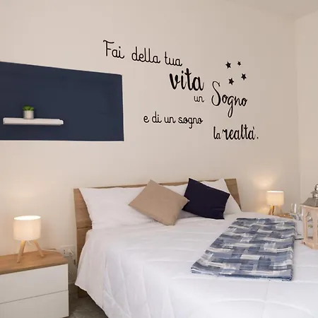 La Casa Di Gina بيت للعطل