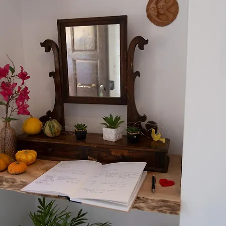 La Casa Di Gina * أورفييتو سكالو